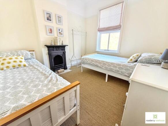 2 bed Terraced for sale Image 8