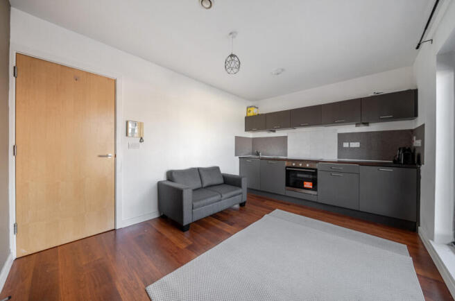 1 bed Flat for sale Image 7