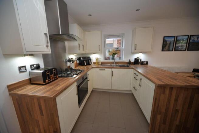 Kitchen close up.jpg