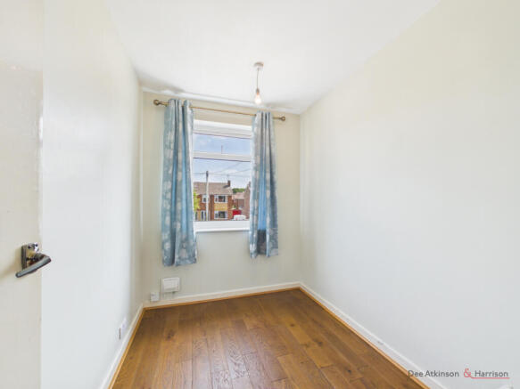 3 bed Semi-Detached for sale Image 9