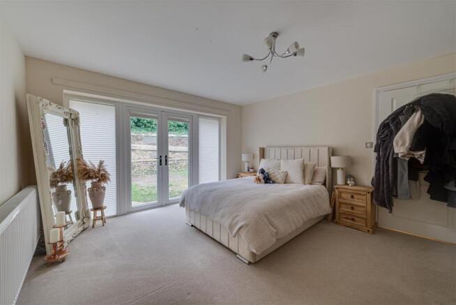 DSC_3840-DSC_3844.jpg