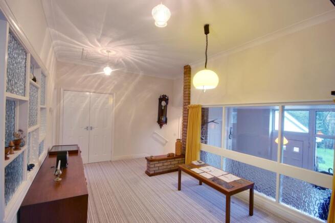 4 bed Detached for sale Image 7