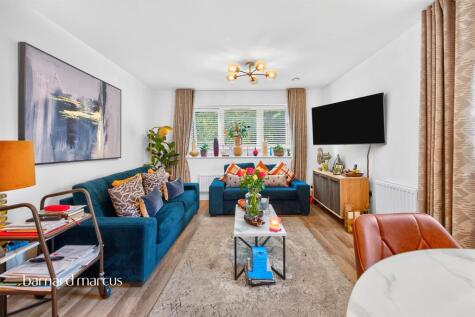 Montagu Crescent, Redhill