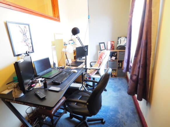Photo 10