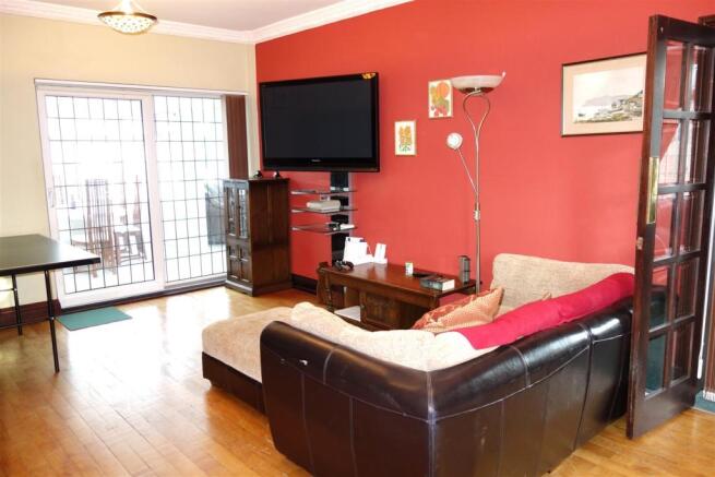 sitting room.jpg