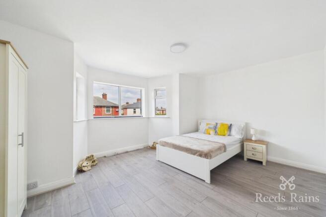 2 bed End of Terrace to rent Image 7