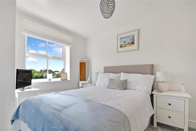 4 bed Terraced for sale Image 10