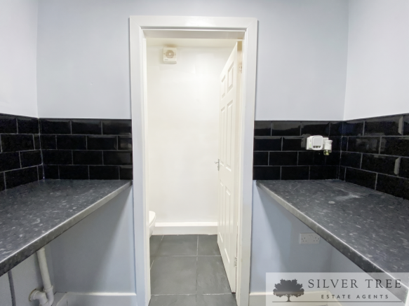 3 bed Terraced for sale Image 7