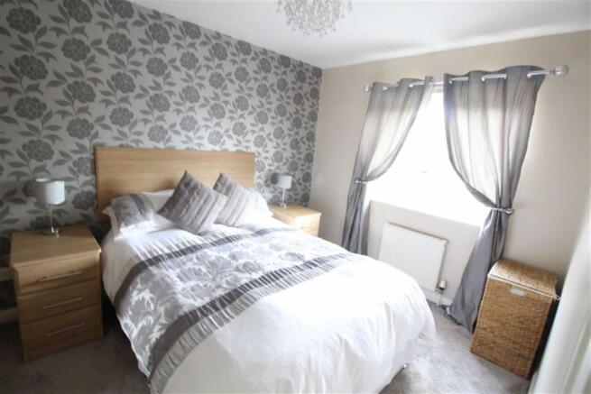 Bedroom no.1 front d
