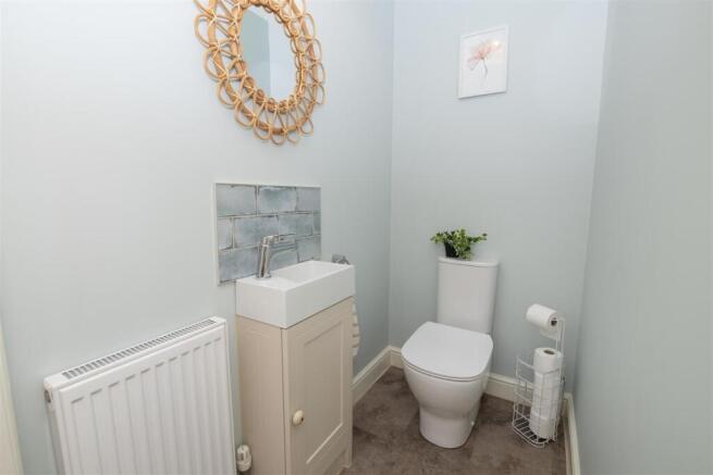 3 bed Semi-Detached for sale Image 12