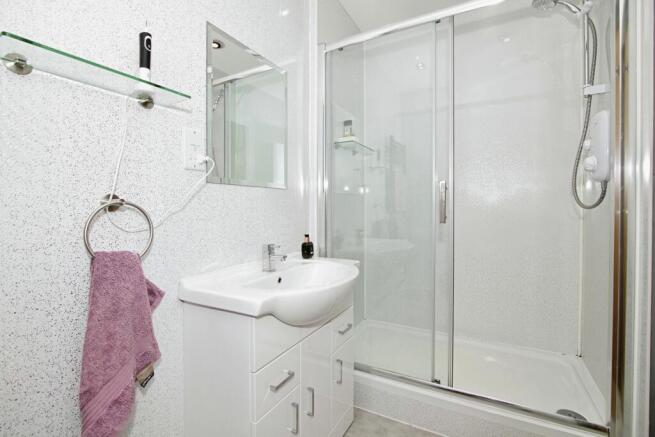 Master En-suite