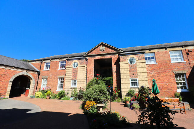 1 bed Ground Flat for sale Image 10