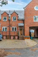9, College Gate, Cheltenham GL53 7SF