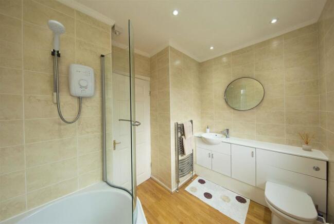 48 Barons Court Rd 2278.jpg