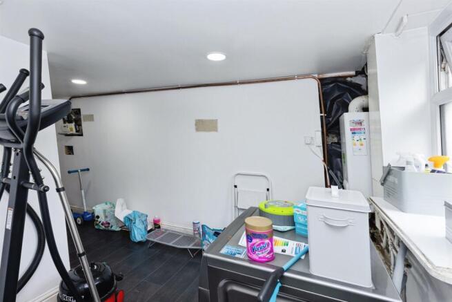 2 bed Terraced for sale Image 9