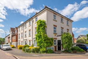 49, Brookfield Drive, Horley RH6 9HN