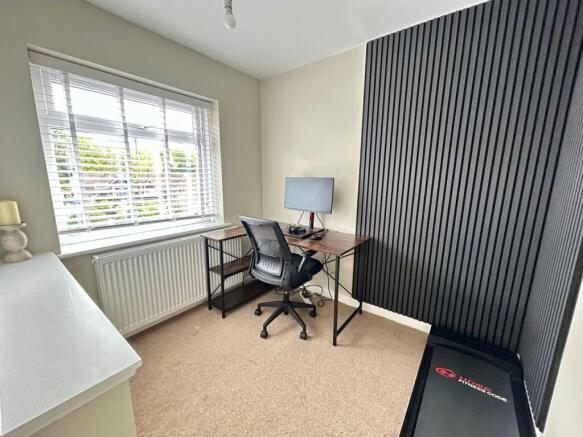 3 bed Semi-Detached for sale Image 10