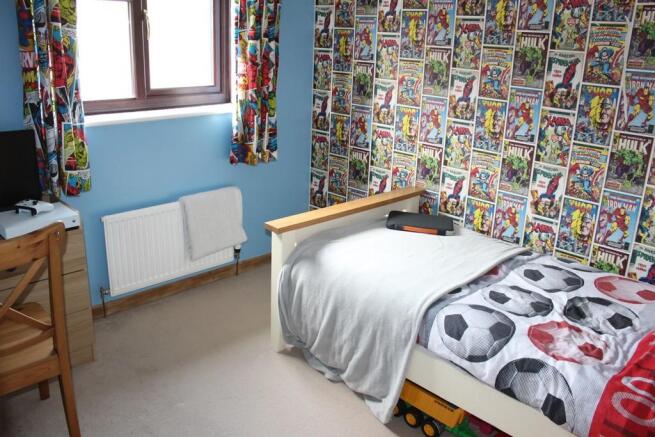 Photo 12