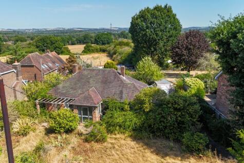 North Lane, Nomansland, Salisbury, SP5
