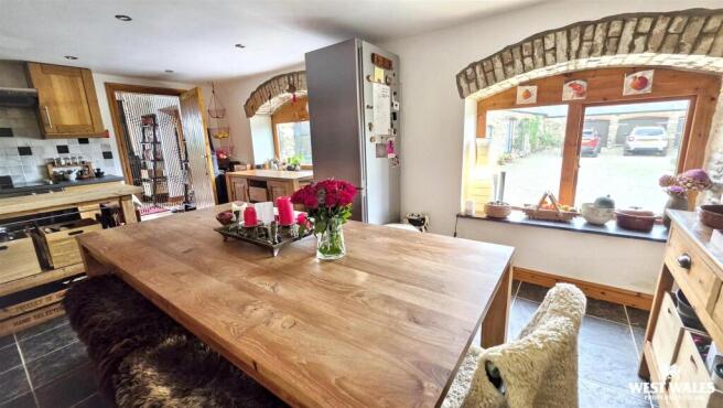 kitchen 6.jpg