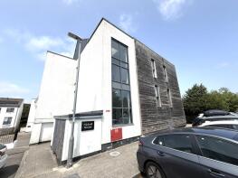 10, Nicholl House, Brunton Road, Redruth TR15 3SN