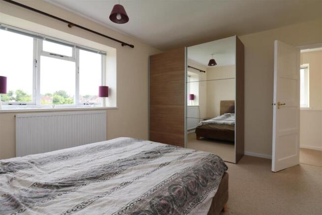 BEDROOM 1:
