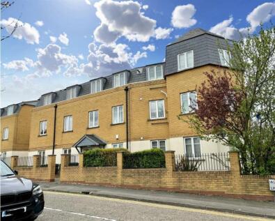 Autumn Close, Enfield