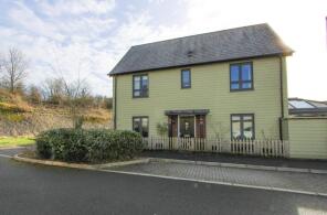 9, Quarry Bank, Bristol BS37 6FJ