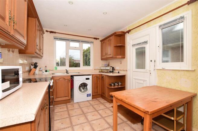 Kitchen/ Breakfast Room