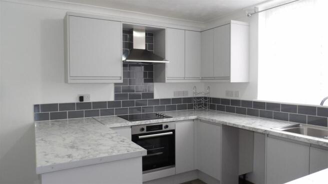 132 The Medway - Kitchen.JPG
