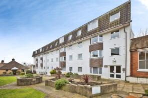 33, Crofton Court, The Avenue, Yeovil BA21 4DZ