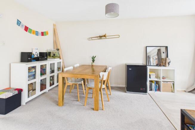 CAM02545G0-PR0495-STILL007