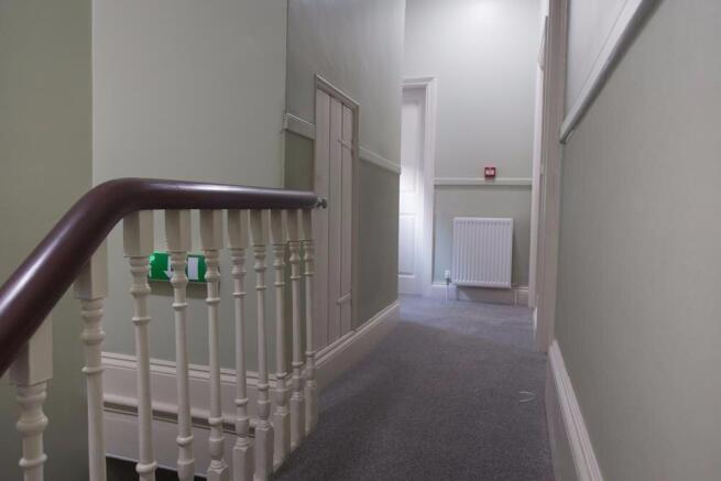 1 bed House Share to rent Image 4