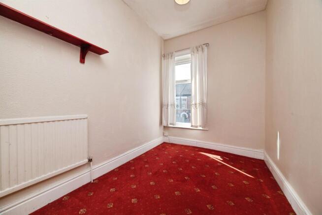 3 bed Terraced for sale Image 10