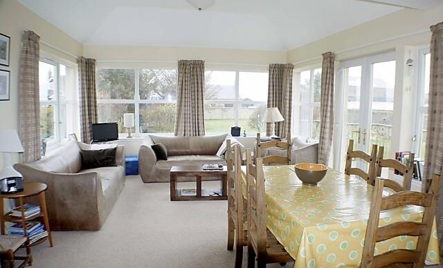 Kitchen/Diner/Lounge