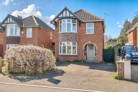 Windsor Crescent, Frome, BA11