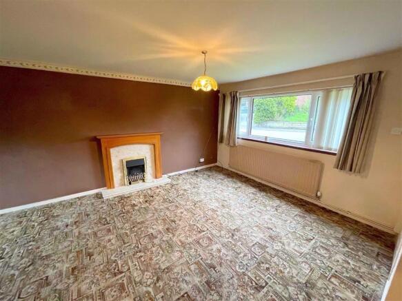 Lounge / dining room