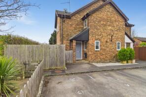59, Westmorland Drive, Warfield, Bracknell RG42 3QN