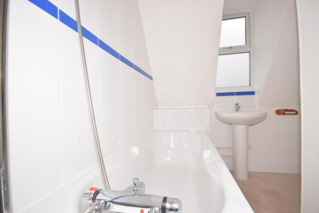 BATHROOM.JPG