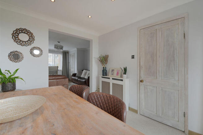 3 bed Semi-Detached for sale Image 10