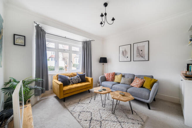 1403090-11-6977b3...