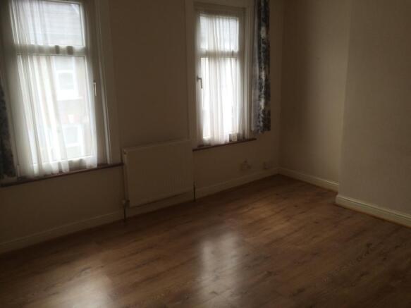 1 dale street bed...