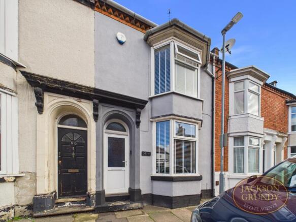 3-bed terraced on Artizan Road, Abington, NN1 4HU, £260,000