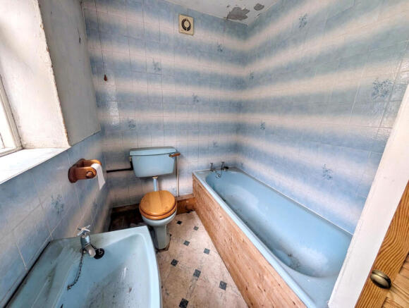 3 bed Terraced for sale Image 7
