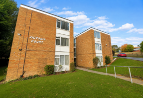 35, Victoria Court, Leicester Road, Oadby, Leicester LE2 4AF