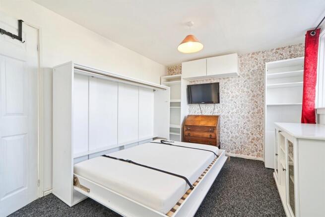 2 bed Semi-Detached for sale Image 10