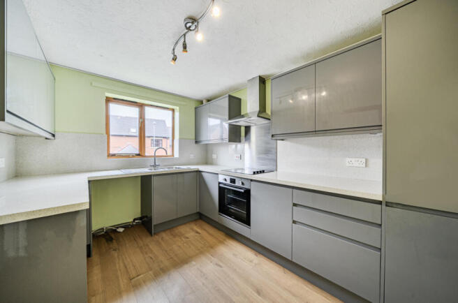 1442685-7-69de75d...