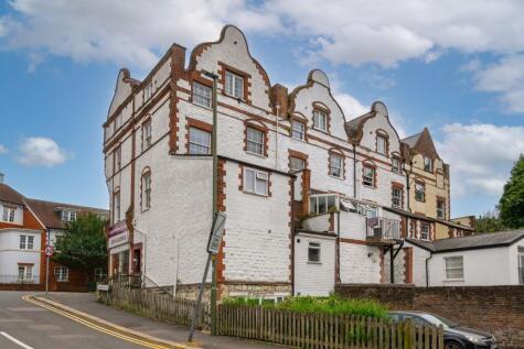 Croydon Road, Reigate, RH2 0LY