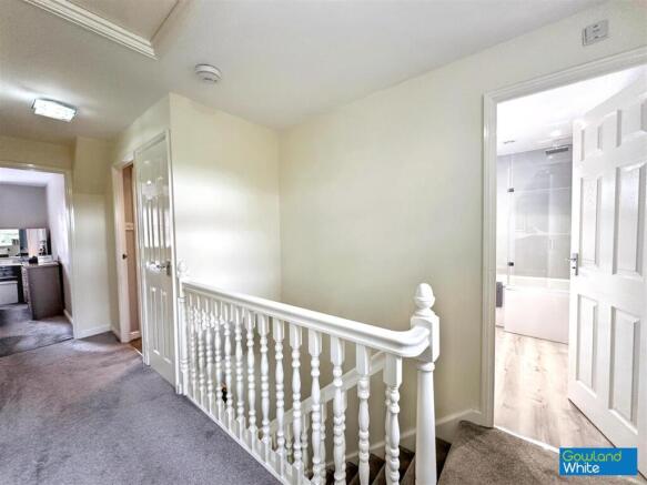 3 bed Detached for sale Image 11