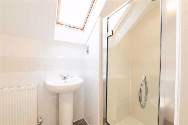 ENSUITE SHOWER ROOM